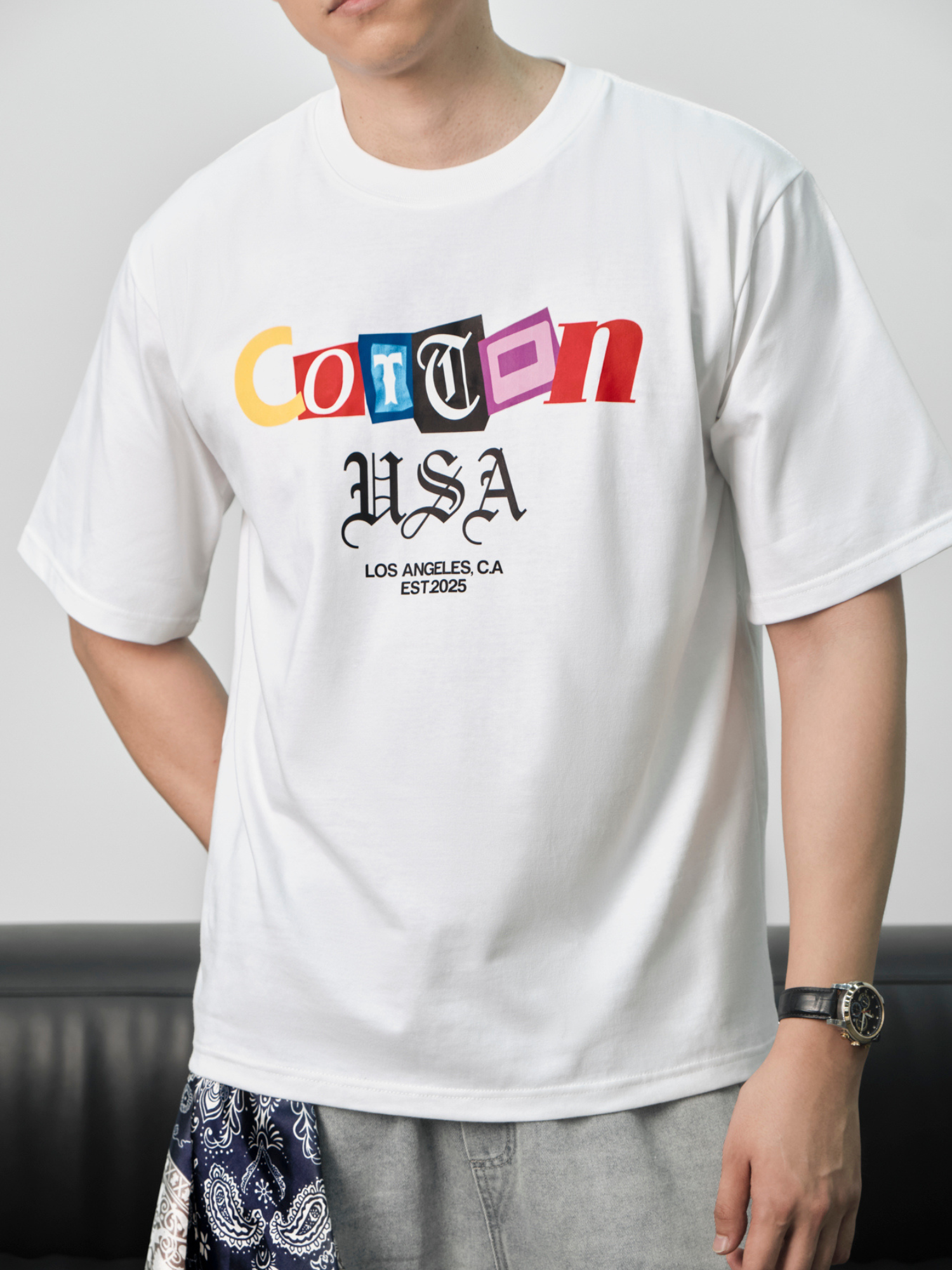 Áo Thun Relaxed Fit USA Paper Cut