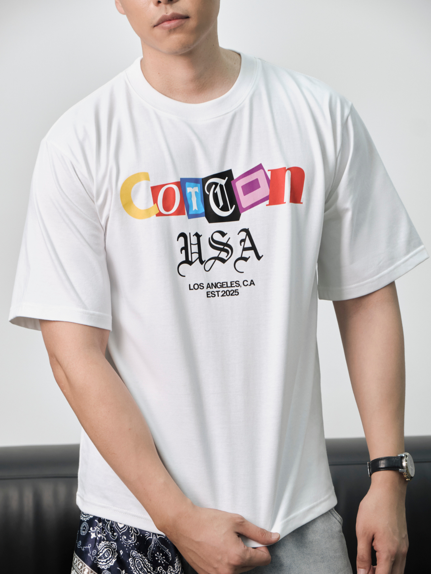 Áo Thun Relaxed Fit USA Paper Cut