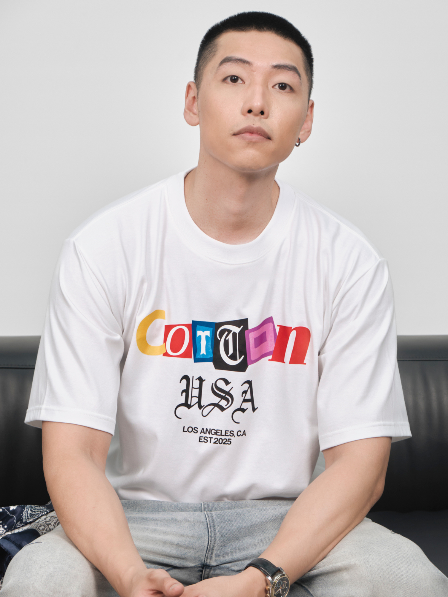 Áo Thun Relaxed Fit USA Paper Cut