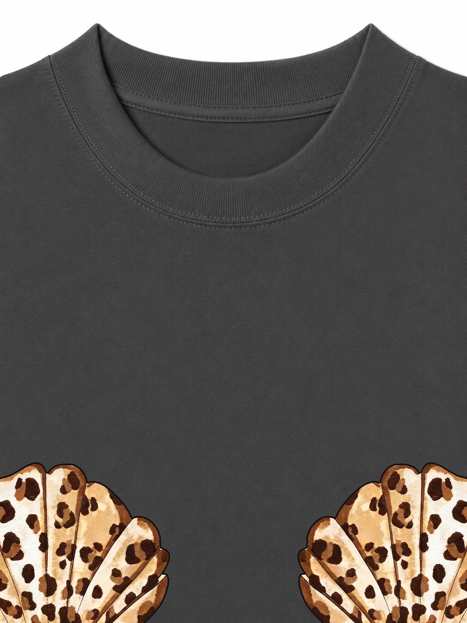 Áo Thun Relaxed Fit Urban Leopard Feline Shell