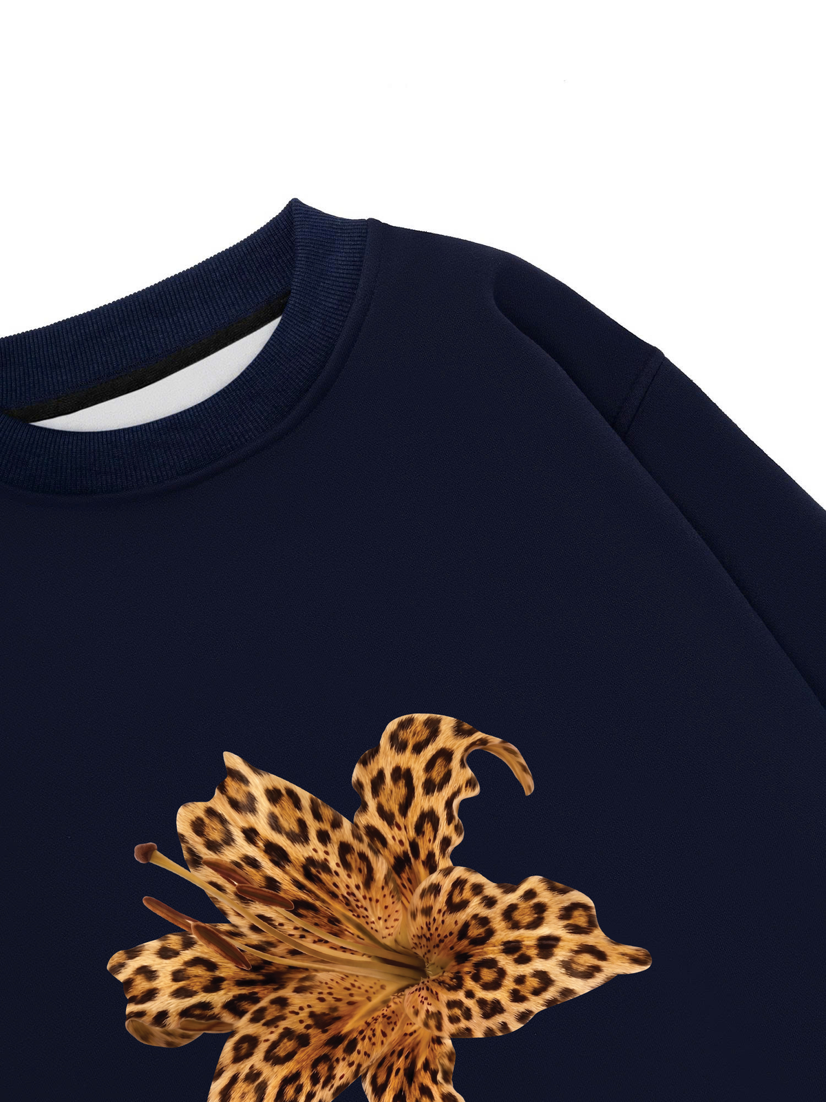 Áo Sweater Nỉ Hai Da Urban Leopard Flower
