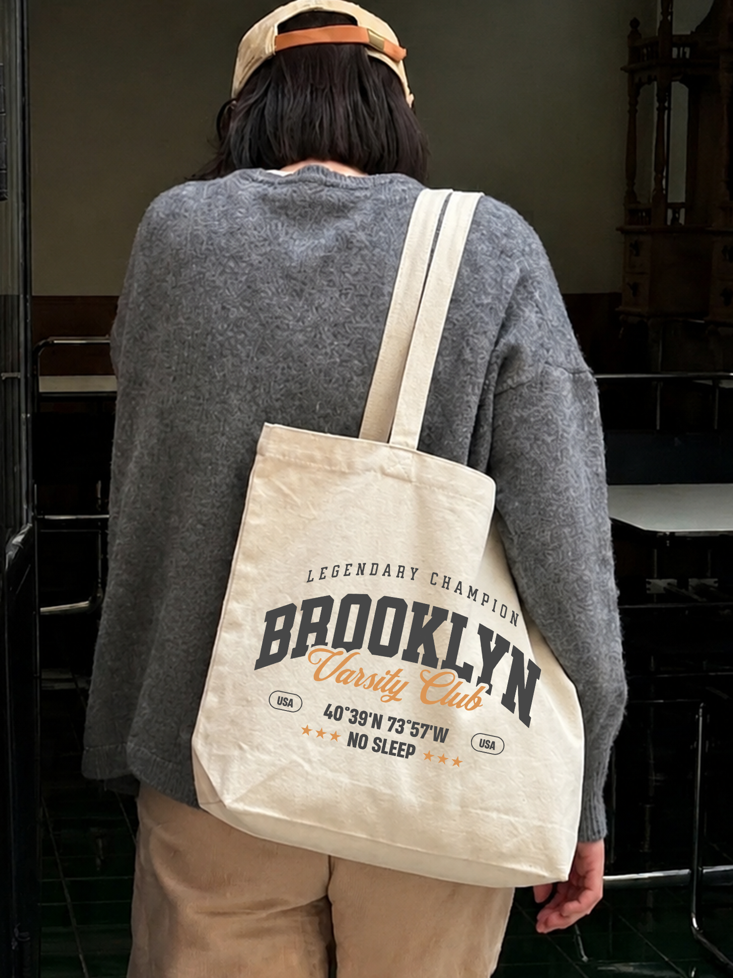 Túi Tote City Brooklyn Varsity Club