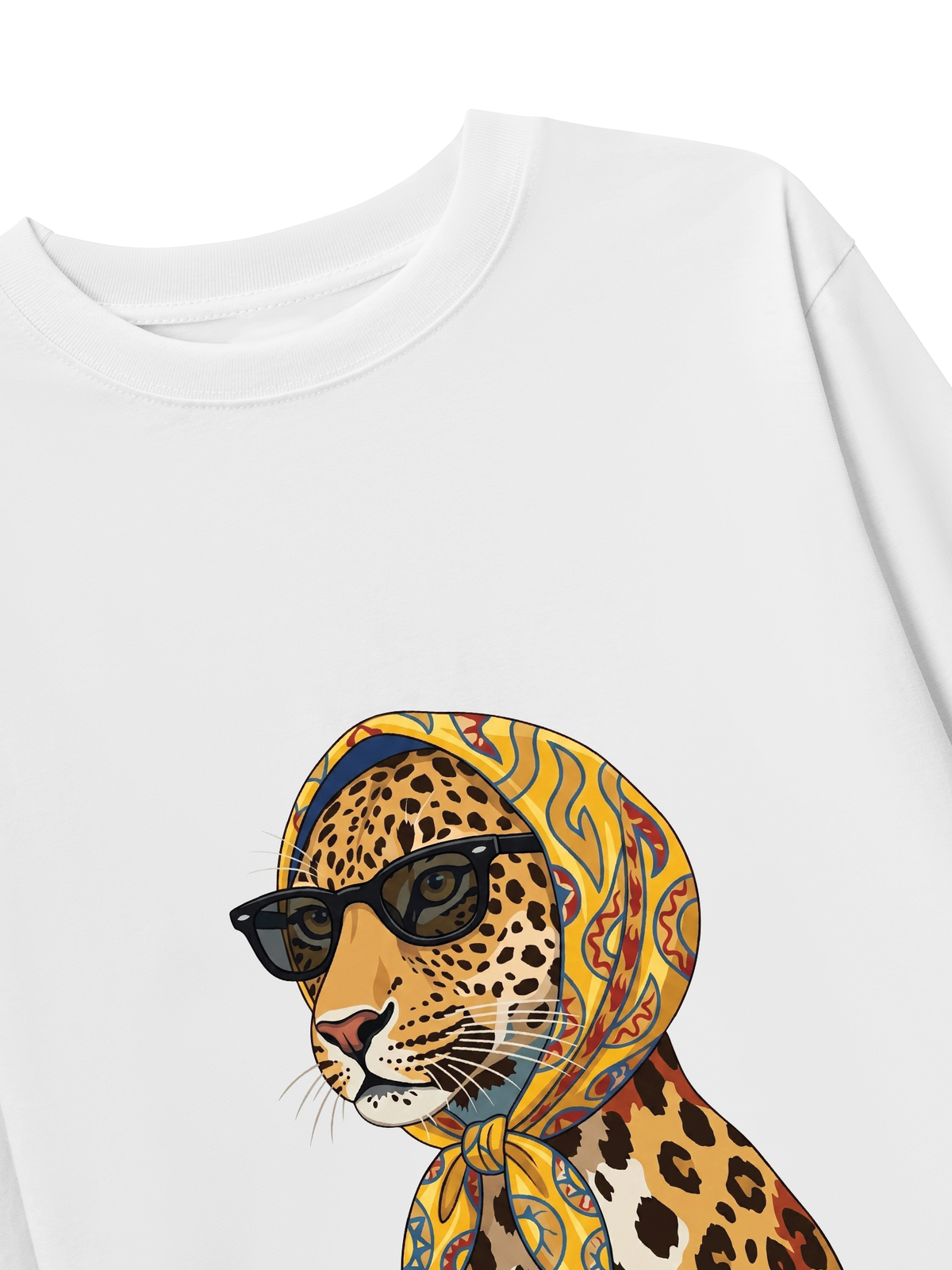 Áo Thun Dài Tay Urban Leopard Safari Chic
