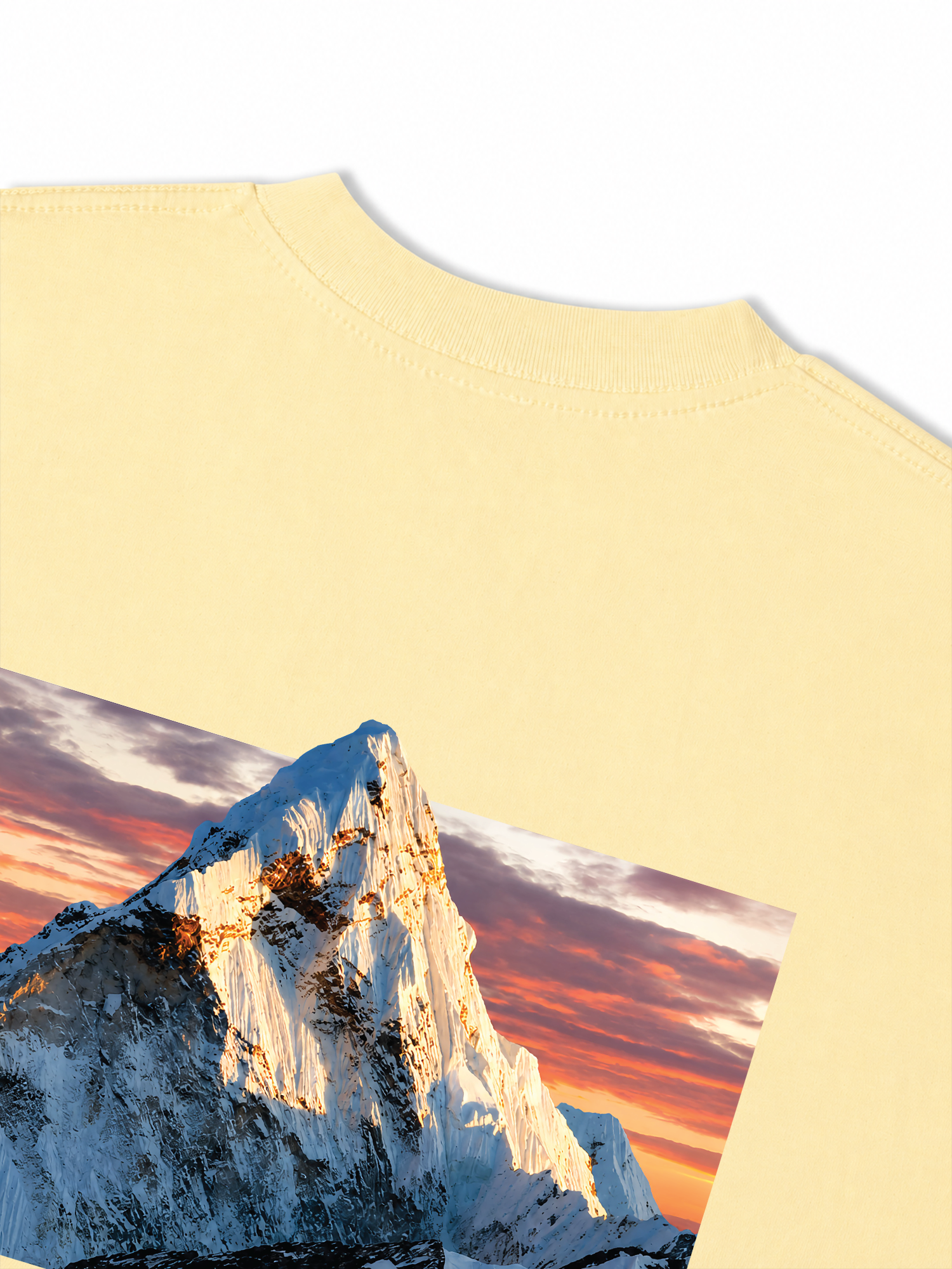 Áo Thun Relaxed Fit Adventure Everest The Highest Peak On Earth