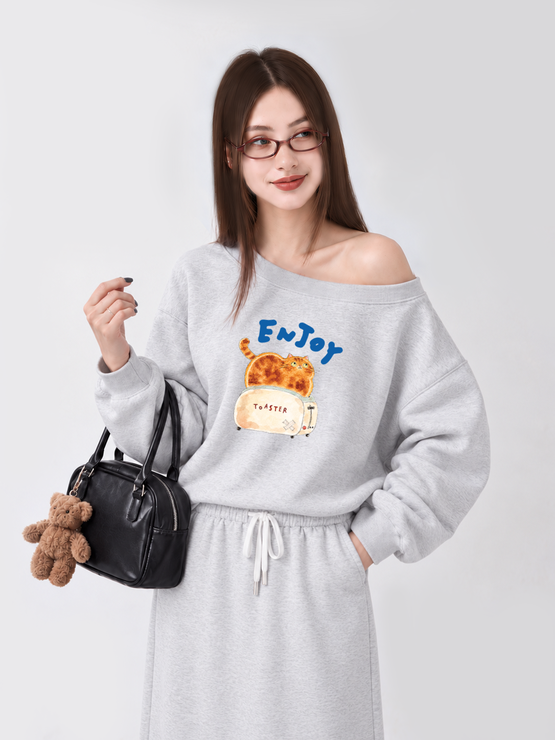 Áo Sweater Lệch Vai Nỉ Hai Da Enjoy Cat Toaster