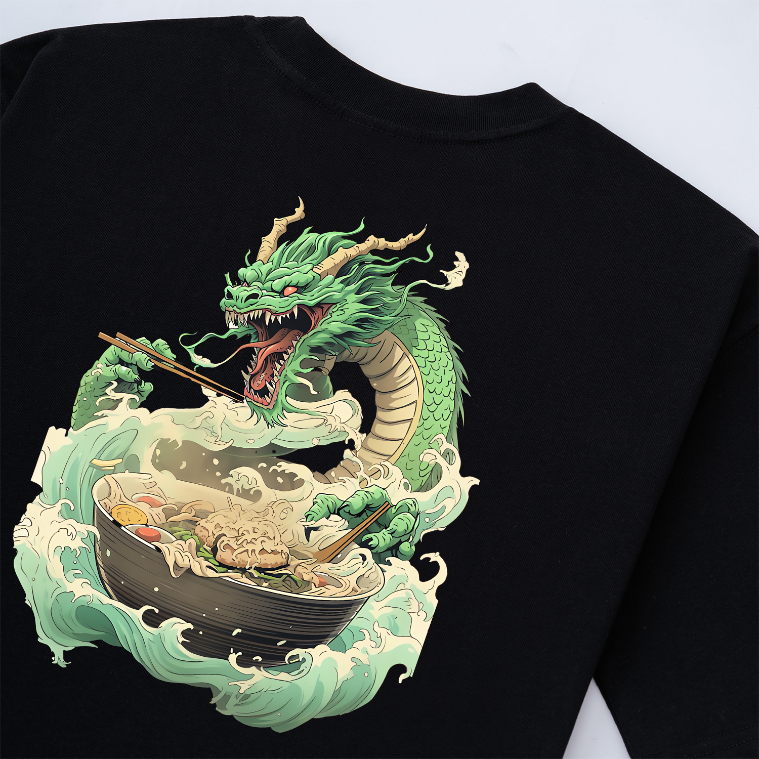 DRAGON EATING RAMEN NEO JAPANESE TRADI T-SHIRT / ĐEN