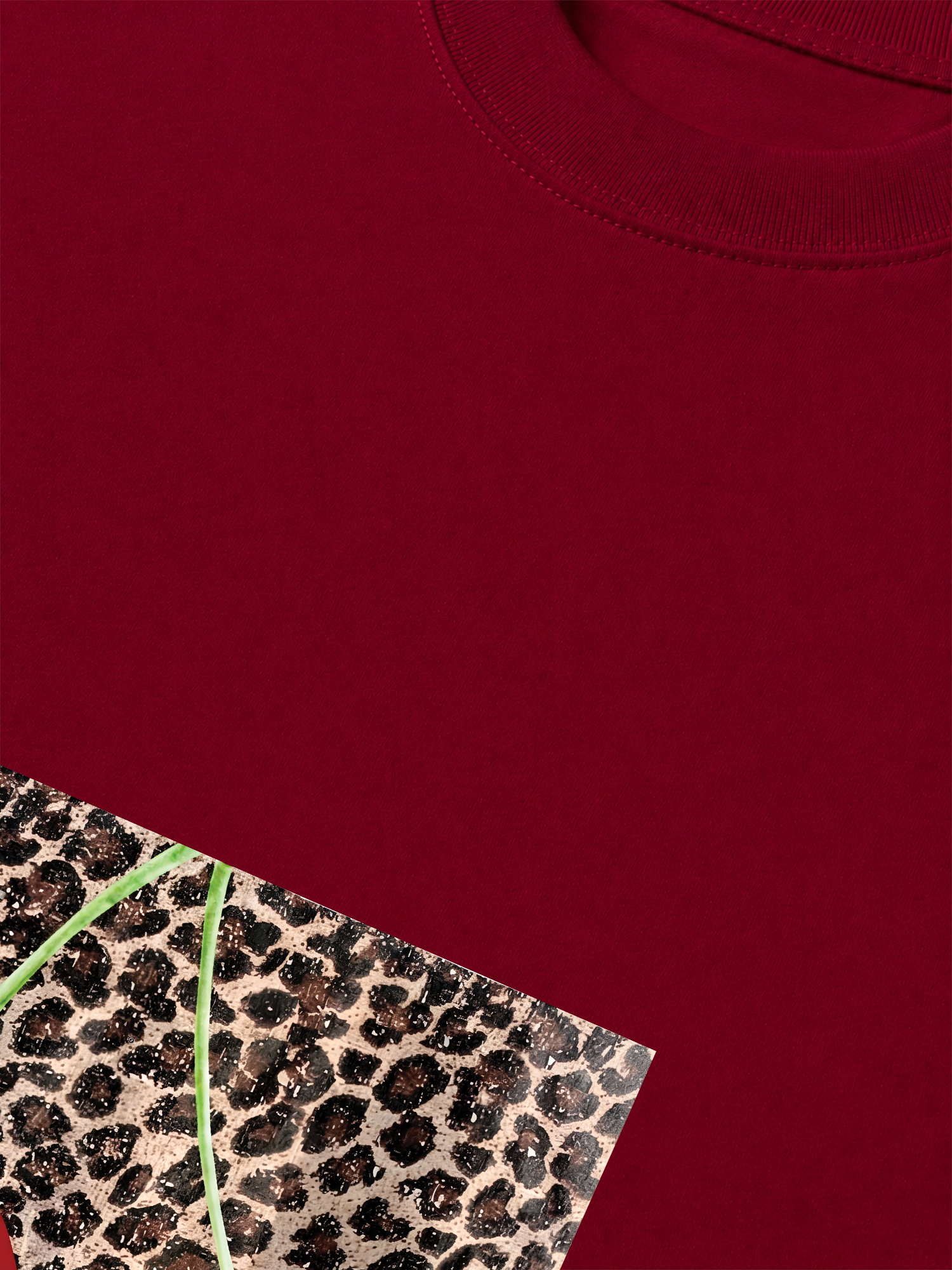 Áo Thun Relaxed Fit Urban Leopard Tomatoes Perfection