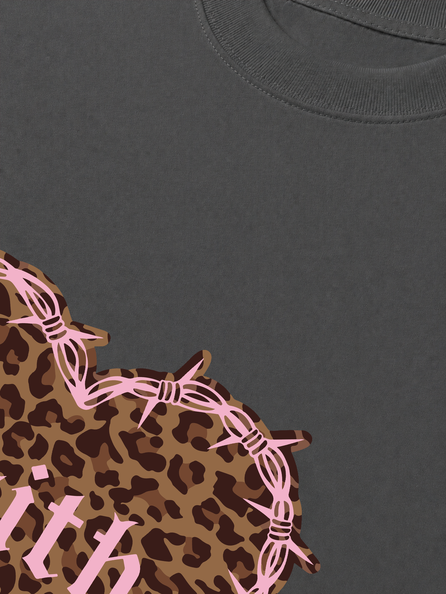 Áo Thun Relaxed Fit Urban Leopard Faith Heart