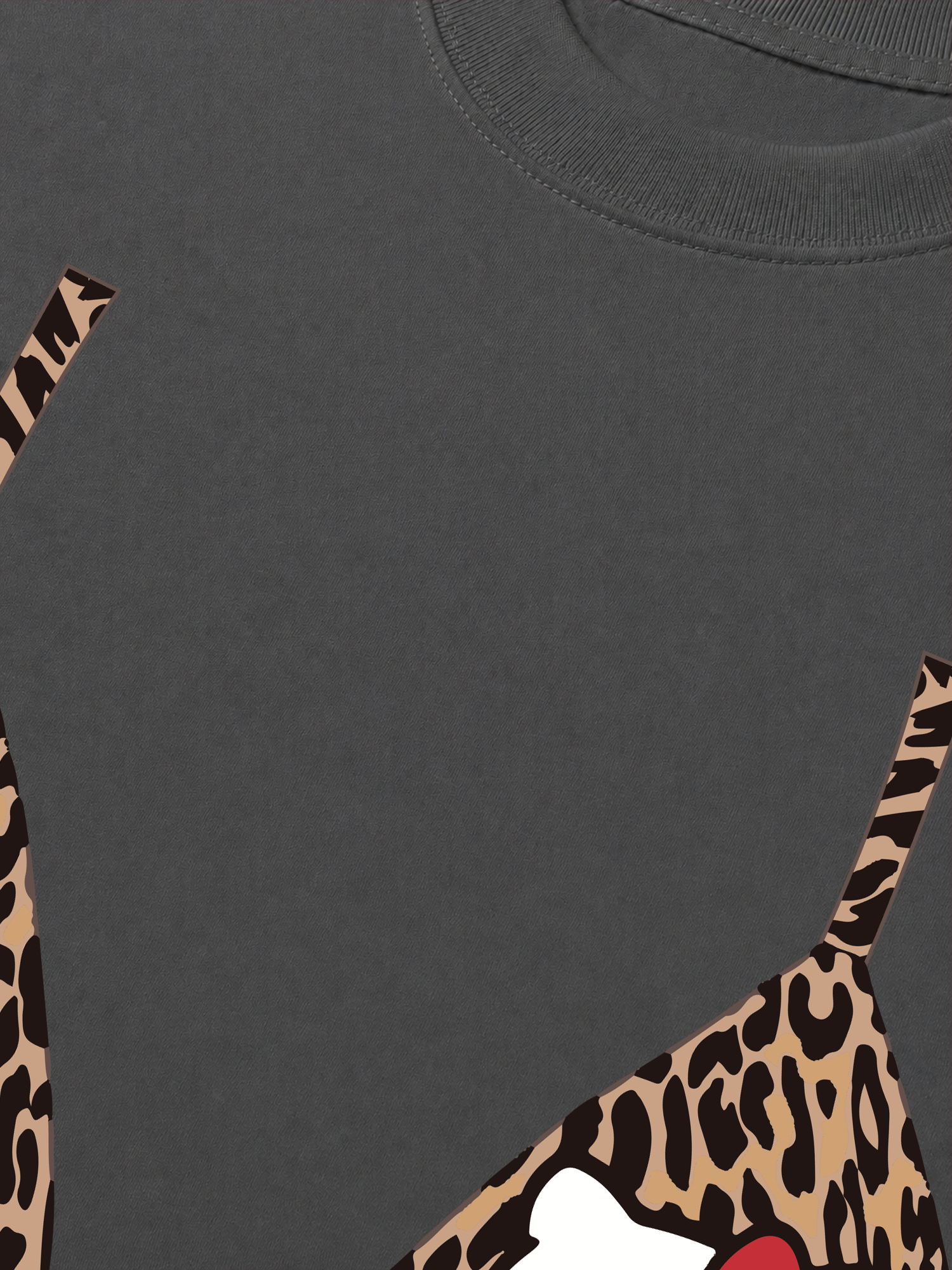 Áo Thun Relaxed Fit Urban Leopard Bikini