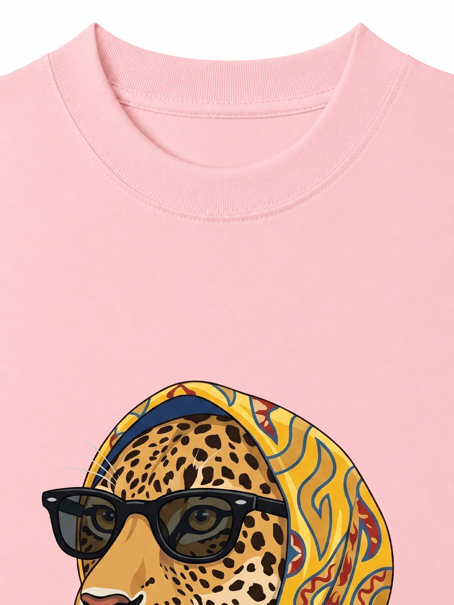 Áo Thun Relaxed Fit Urban Leopard Safari Chic