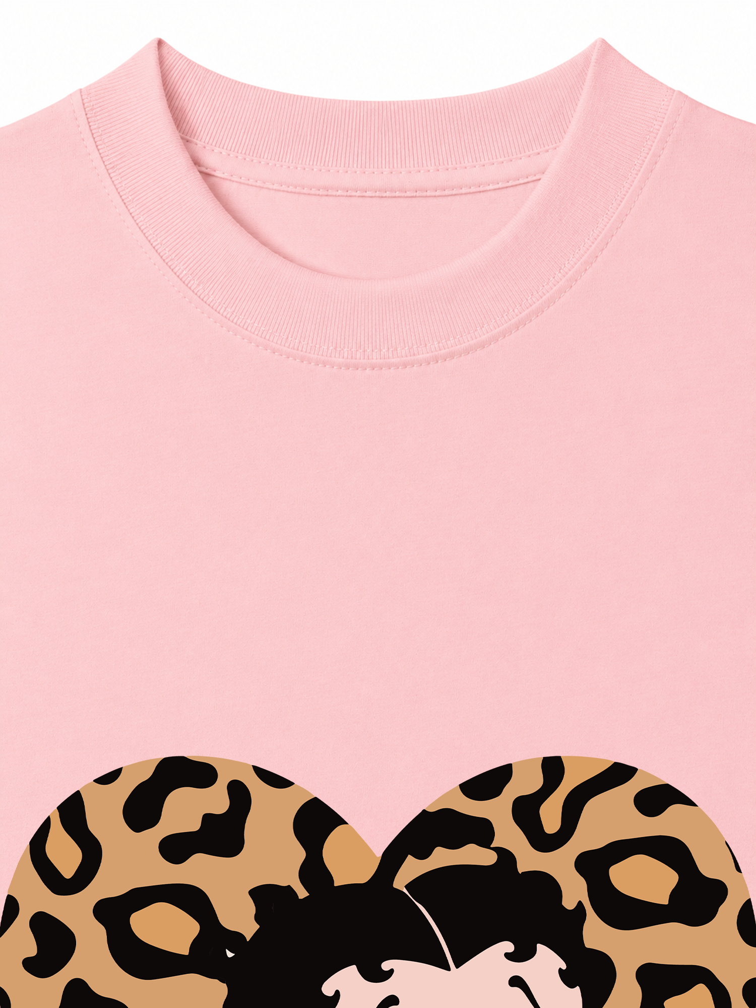 Áo Thun Relaxed Fit Urban Leopard Betty Cheetah Heart