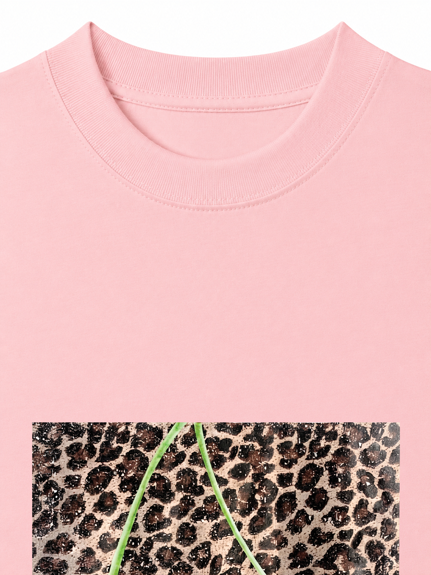 Áo Thun Relaxed Fit Urban Leopard Tomatoes Perfection
