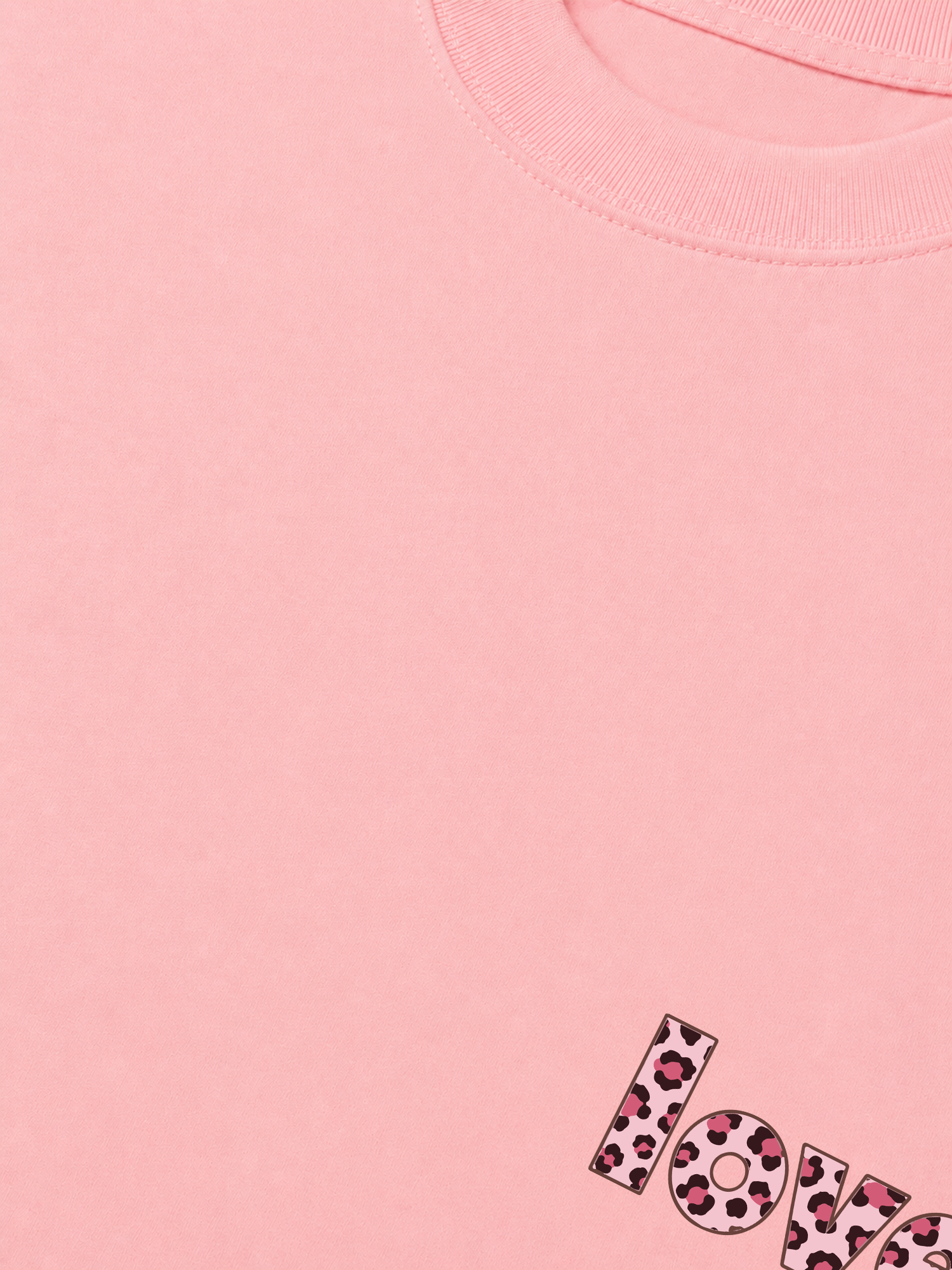 Áo Thun Relaxed Fit Urban Leopard Love Your Energy
