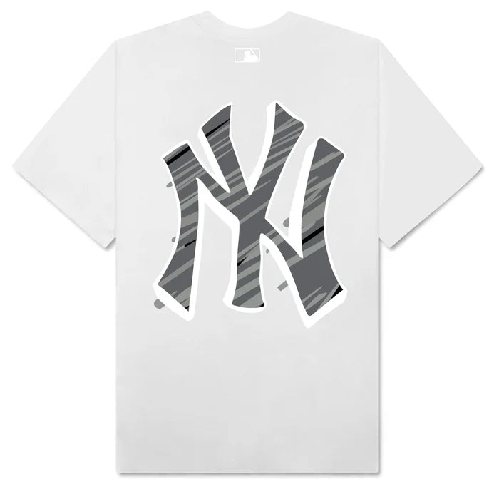 Flash sale MLB New York Yankees Logo T-Shirt