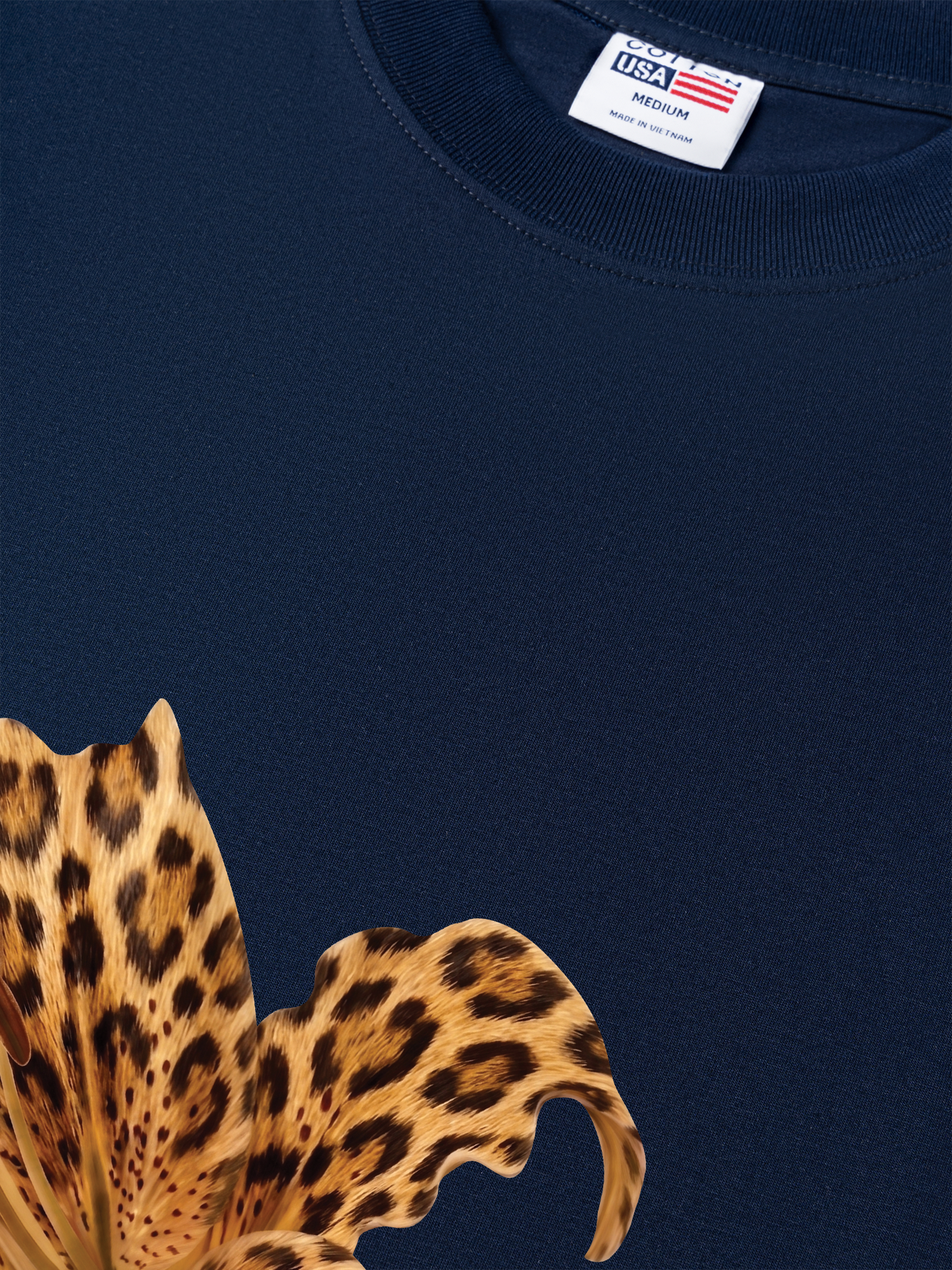 Áo Thun Relaxed Fit Urban Leopard Flower