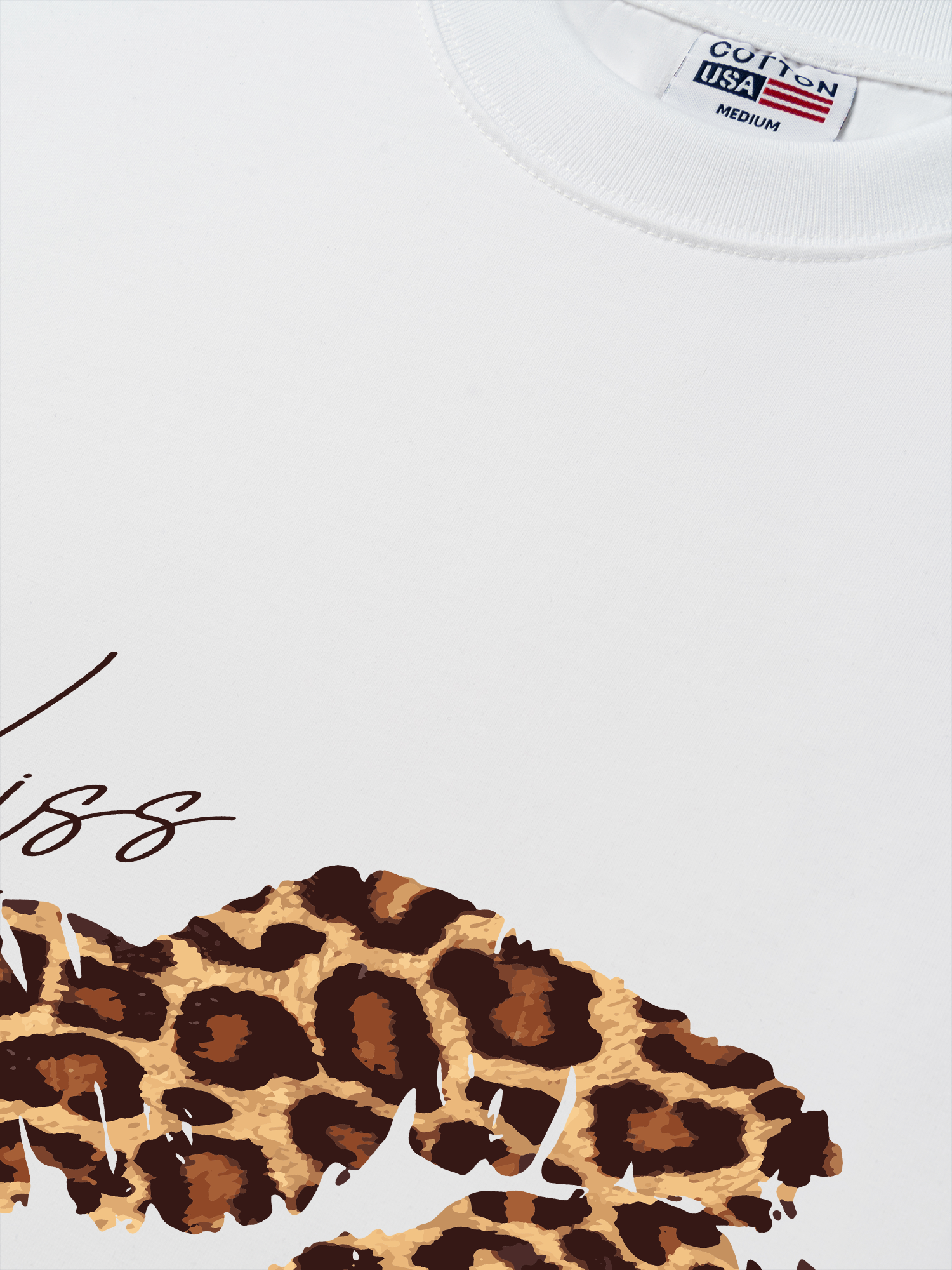 Áo Thun Relaxed Fit Urban Leopard Kiss Lip
