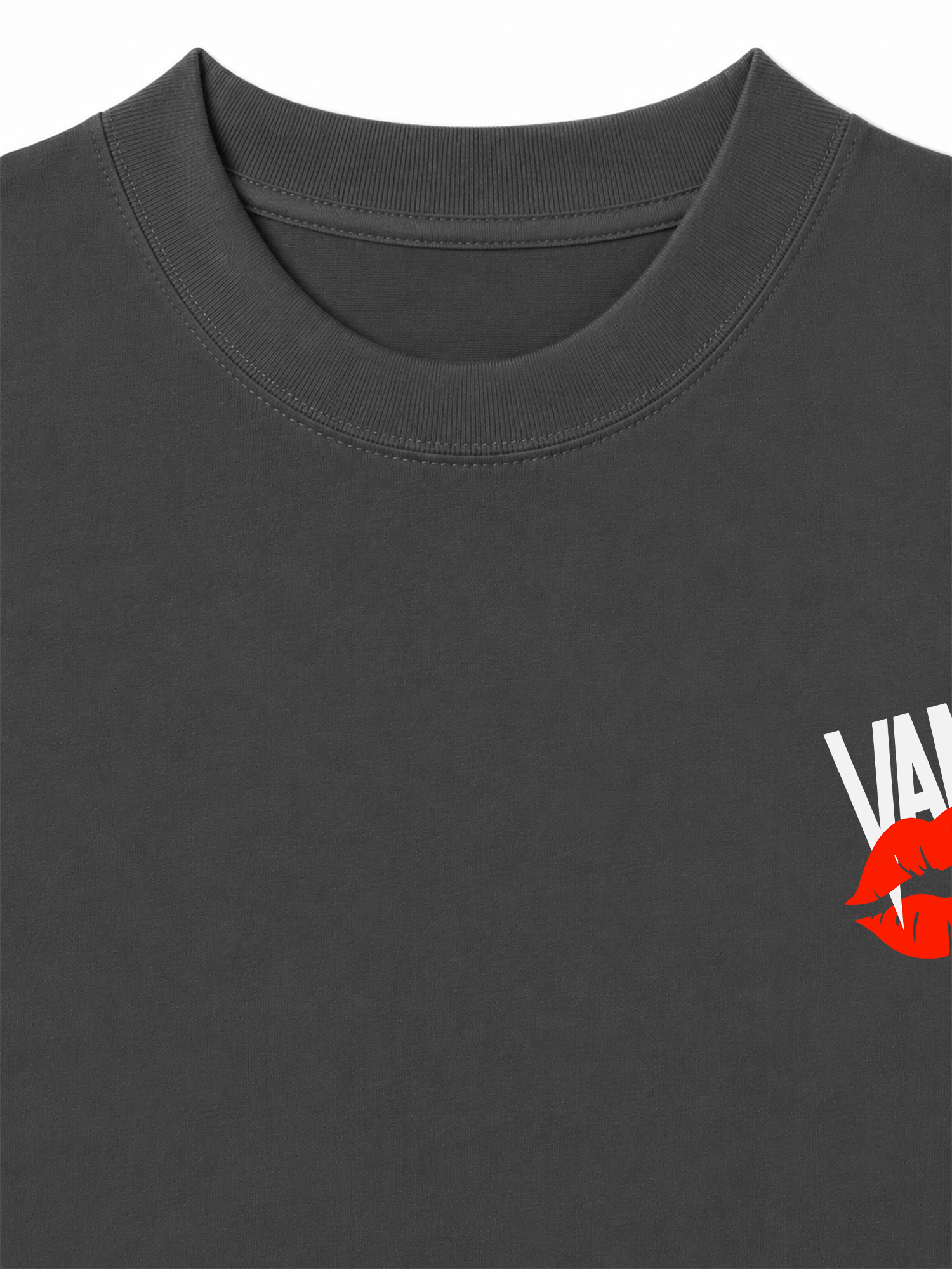 Áo Thun Relaxed Fit Vamp