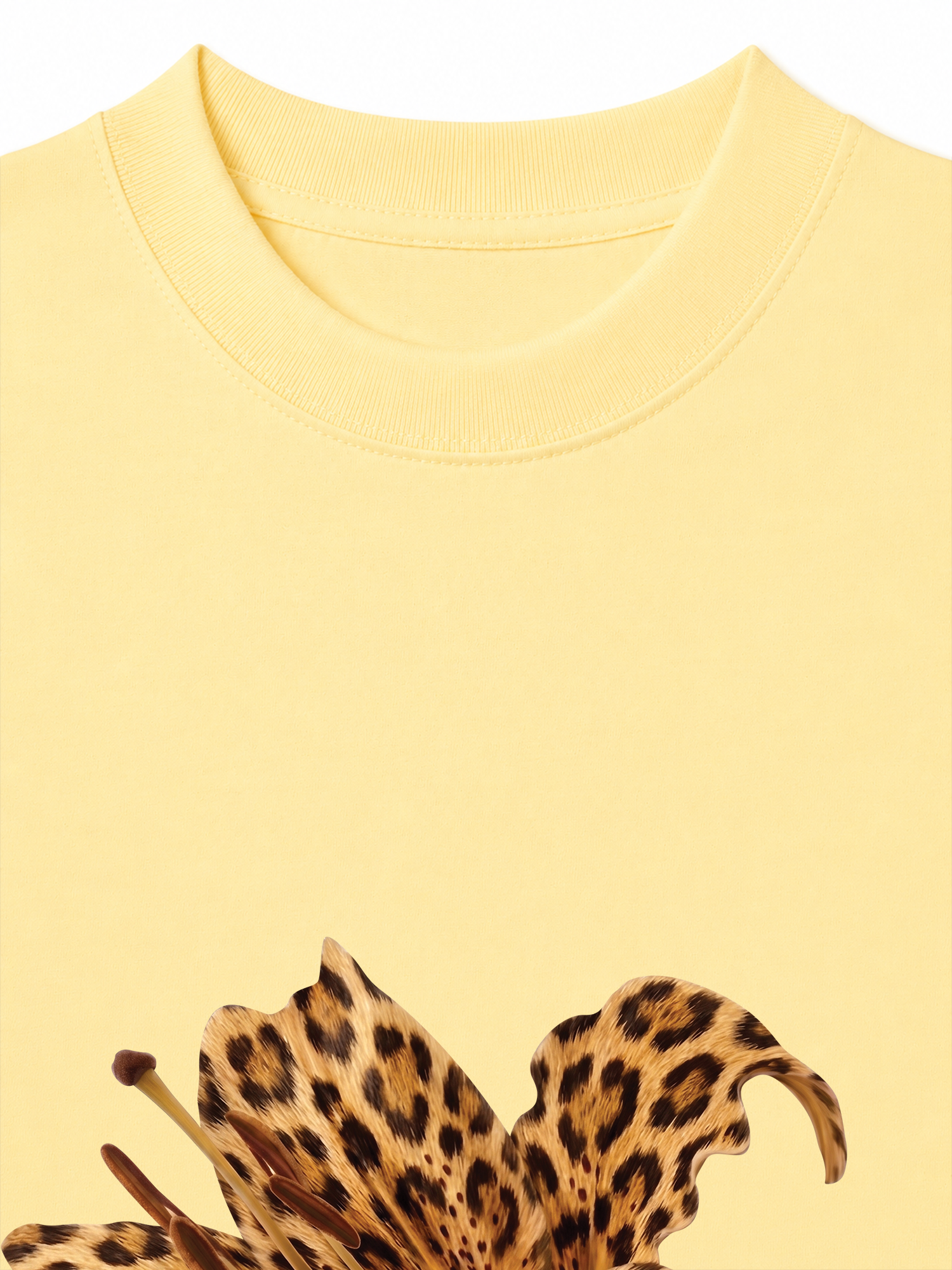 Áo Thun Relaxed Fit Urban Leopard Flower