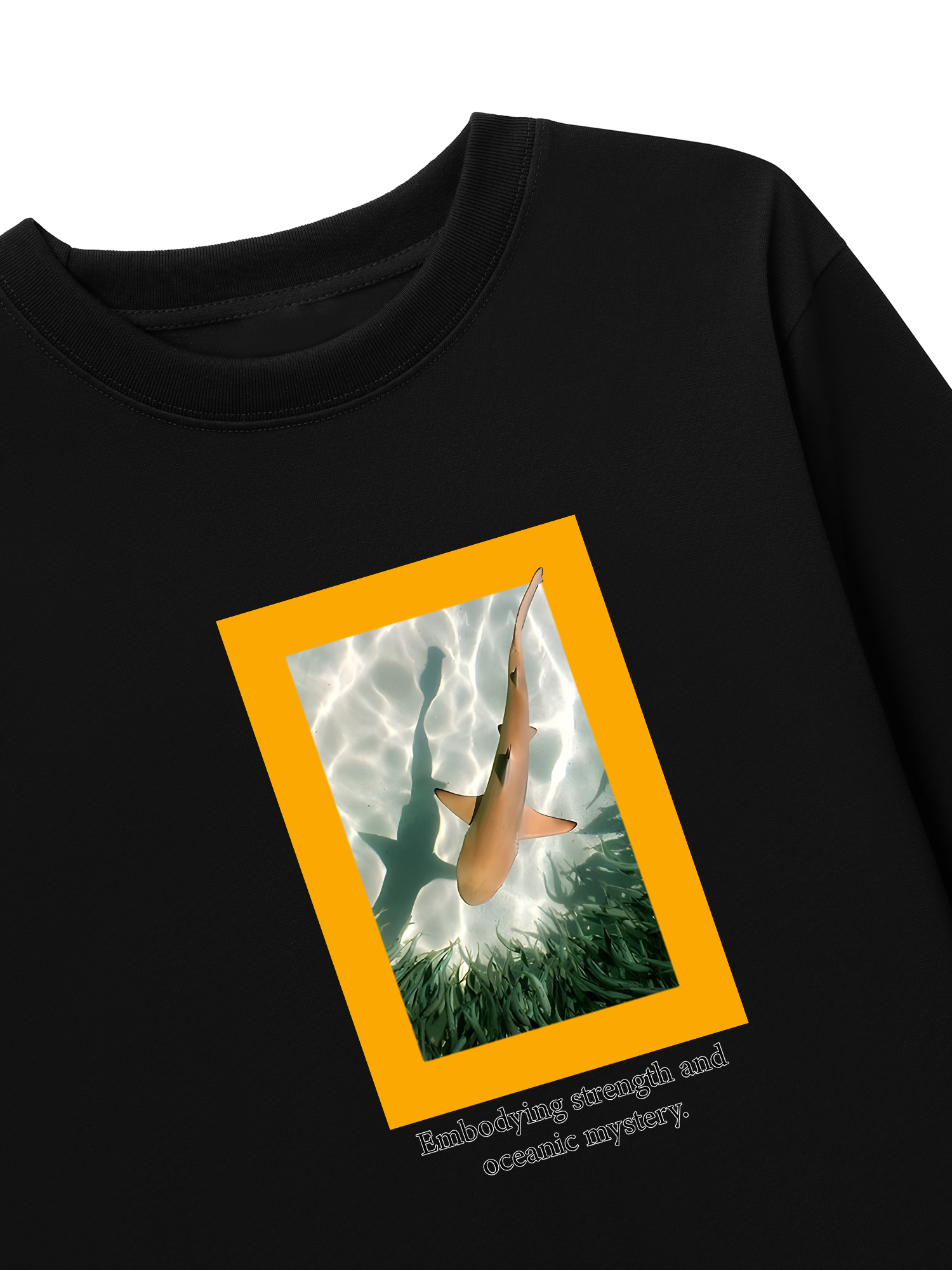 Áo Thun Dài Tay Wild Life Embodying Strength