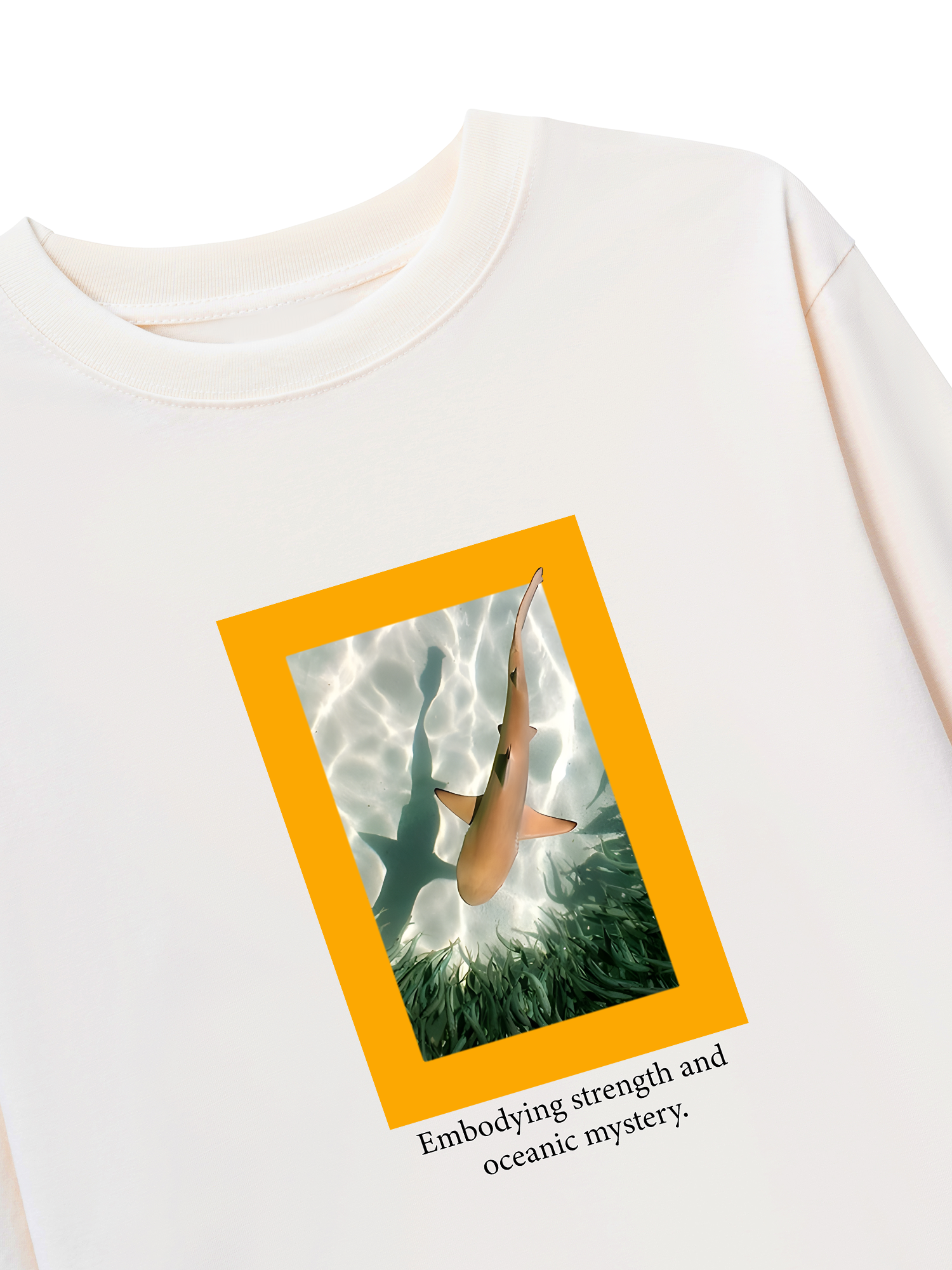 Áo Thun Dài Tay Wild Life Embodying Strength