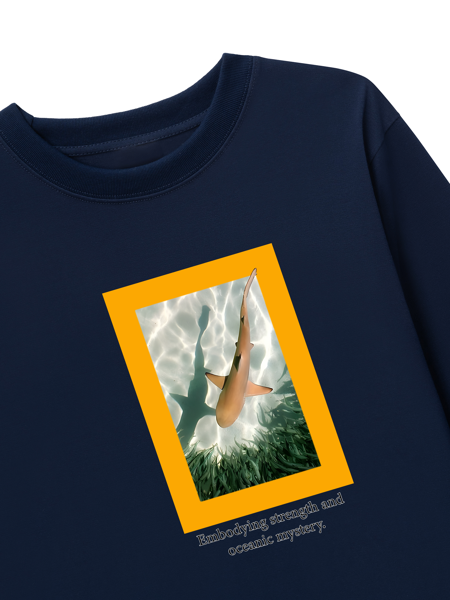 Áo Thun Dài Tay Wild Life Embodying Strength