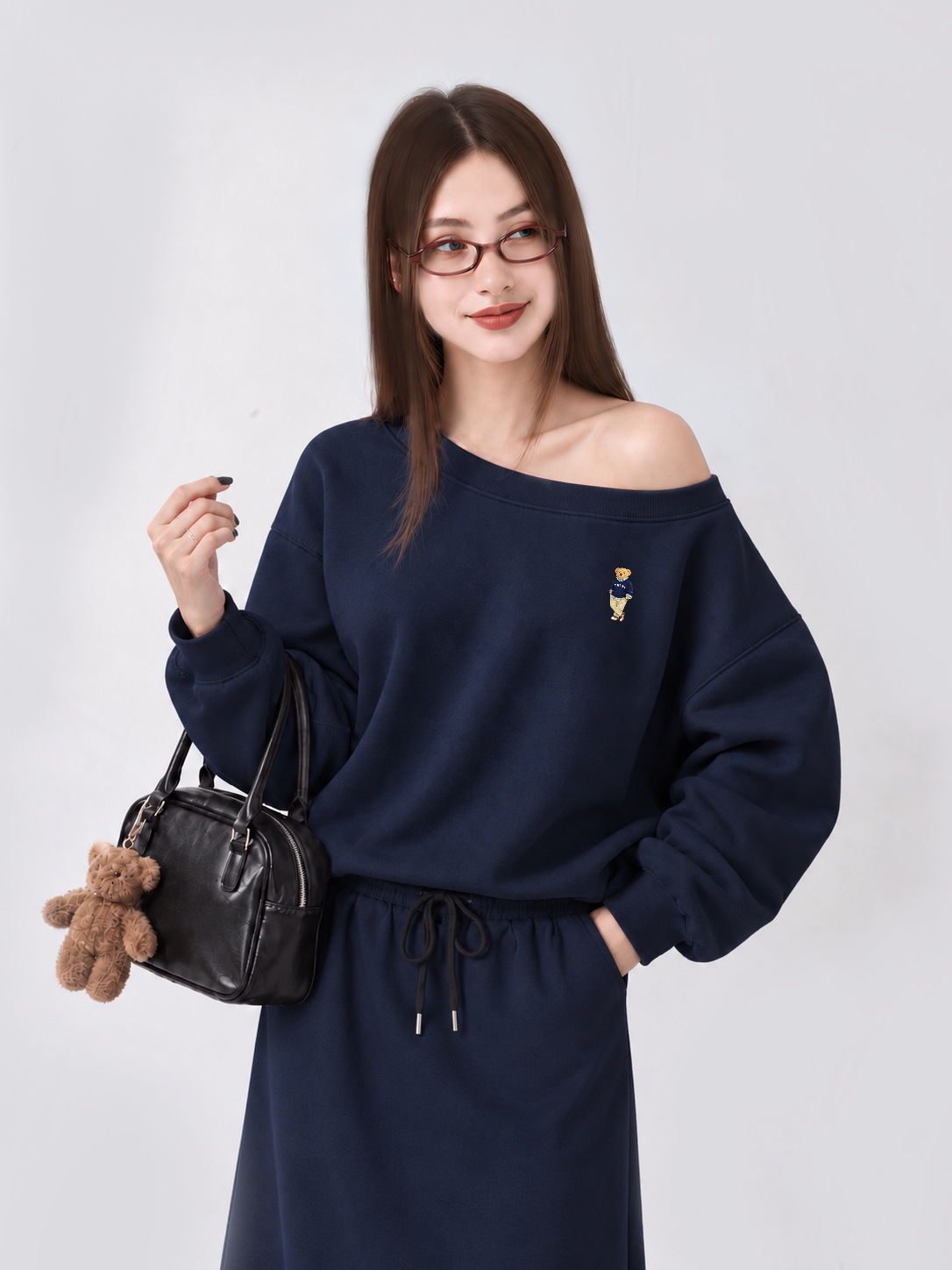 Áo Sweater Lệch Vai Nỉ Hai Da Classic Bear