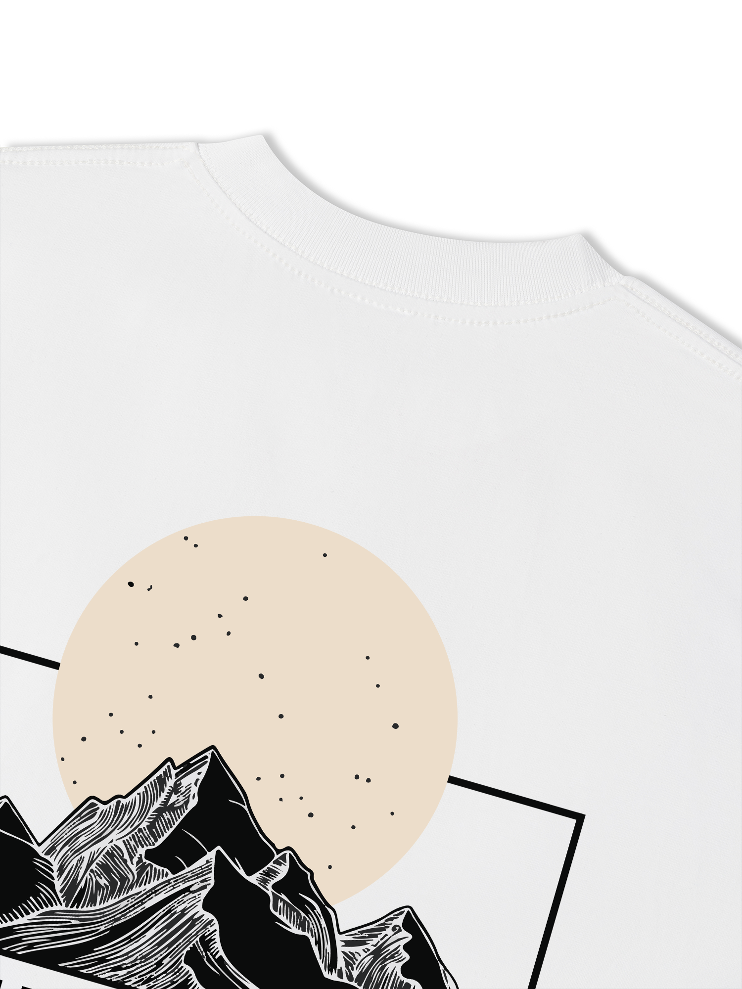 Áo Thun Relaxed Fit Tshirt Adventure I Need More Space