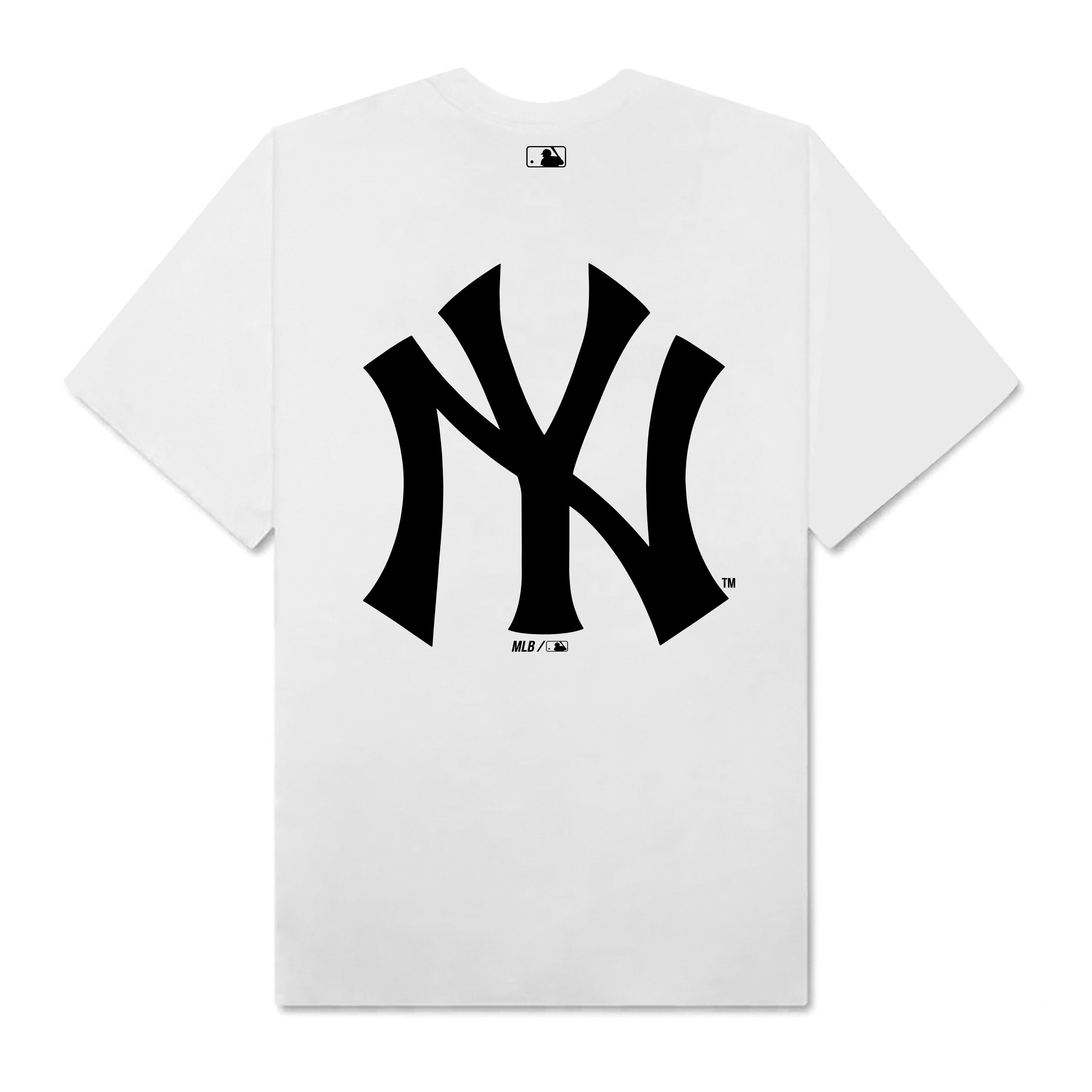 MLB Action Disney New York Yankees T-Shirt