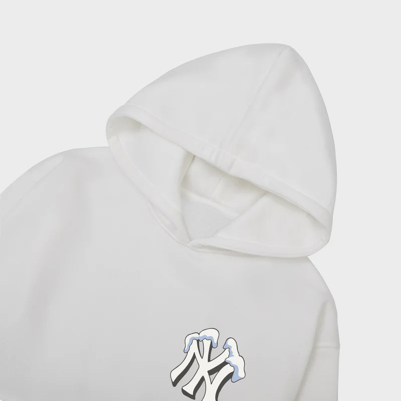 Flash Sale MLB New York Yankees Skiing Girl Hoodie