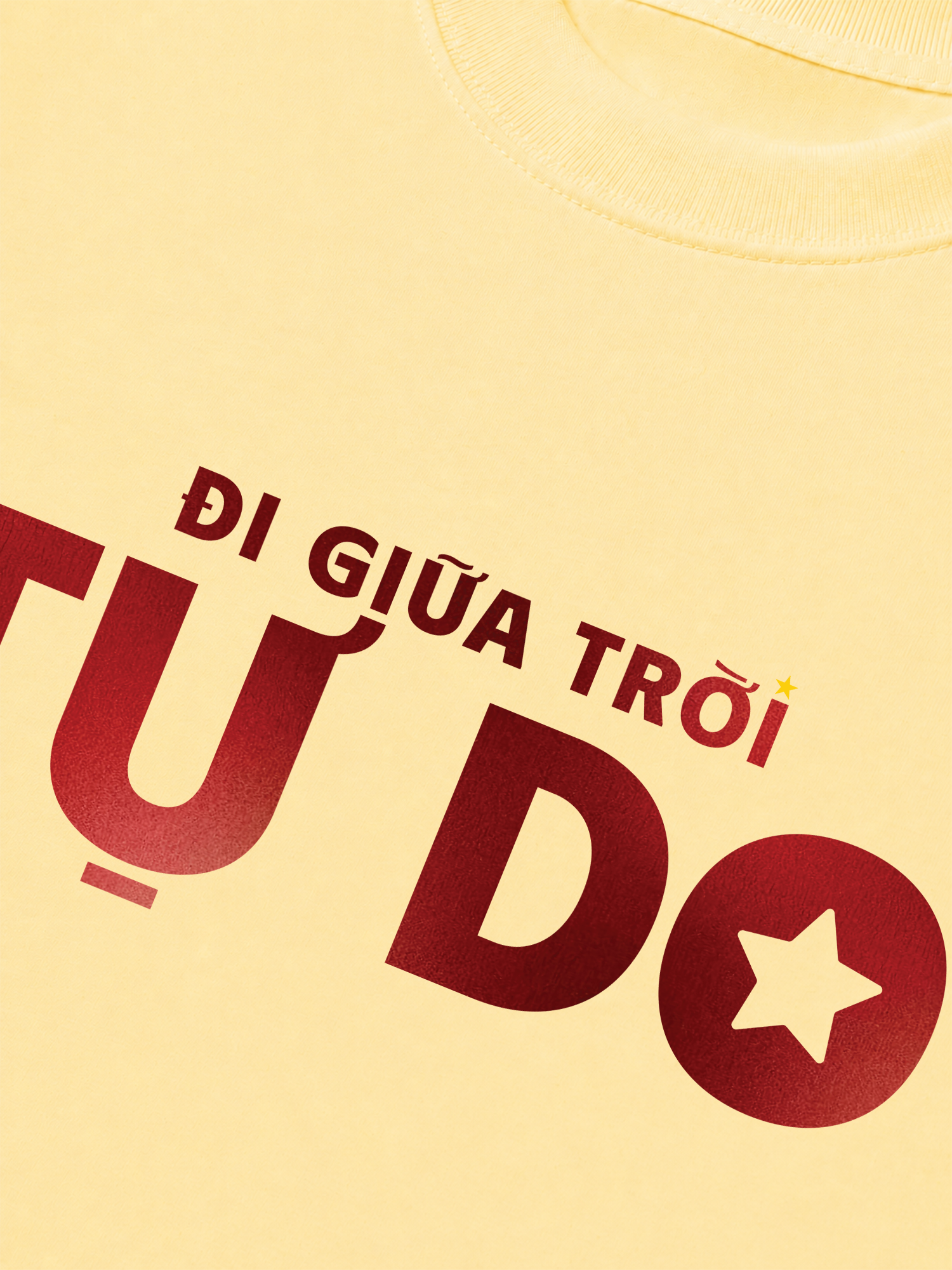 Áo Thun Relaxed Fit Đi Giữa Trời Tự Do